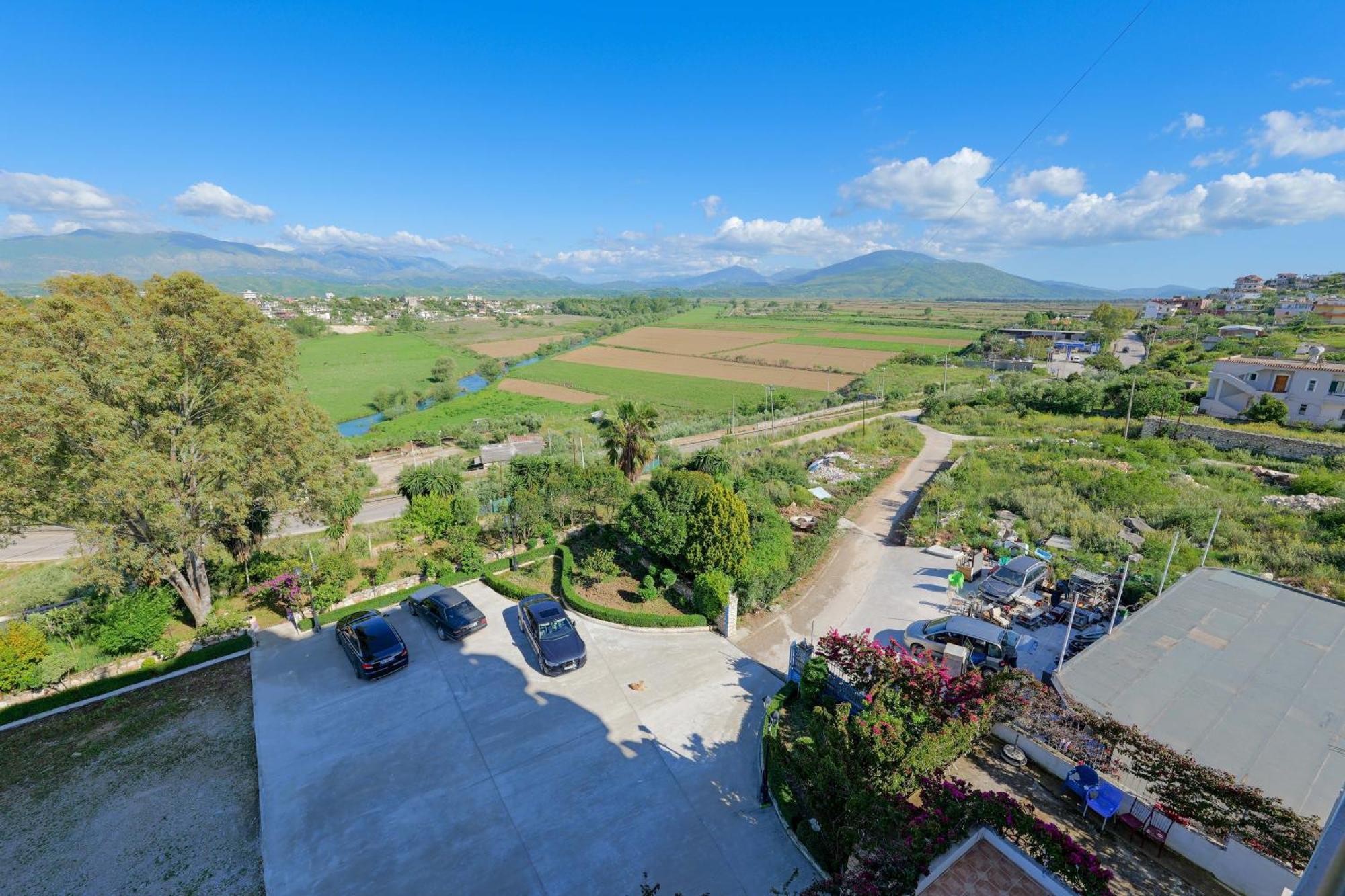 Hotel Holiday Sarande Luaran gambar