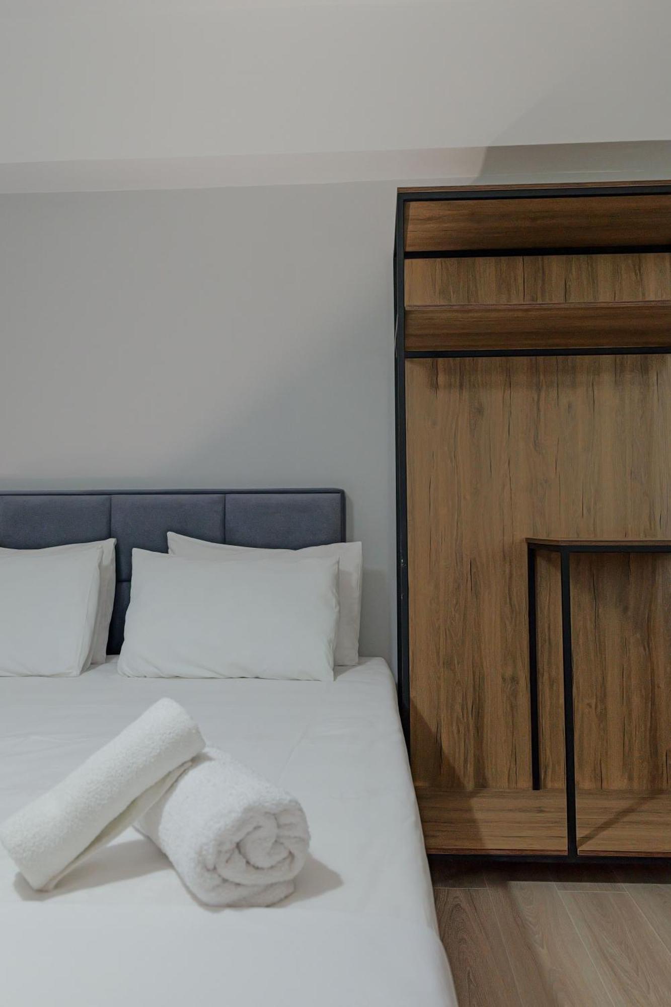 Hotel Holiday Sarande Luaran gambar