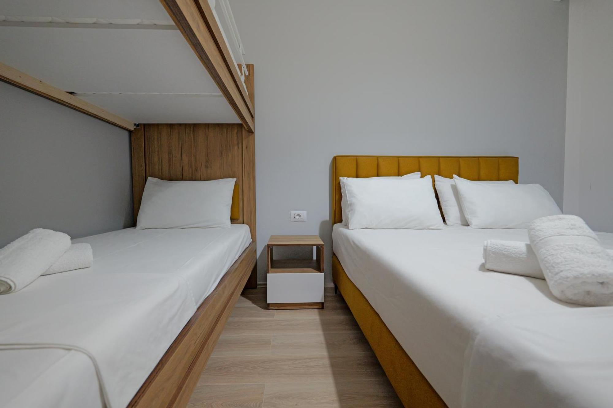 Hotel Holiday Sarande Luaran gambar