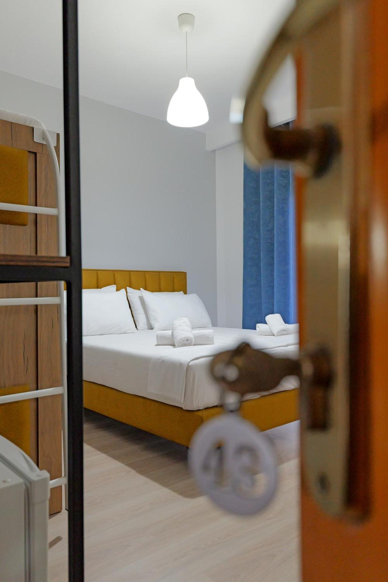 Hotel Holiday Sarande Luaran gambar