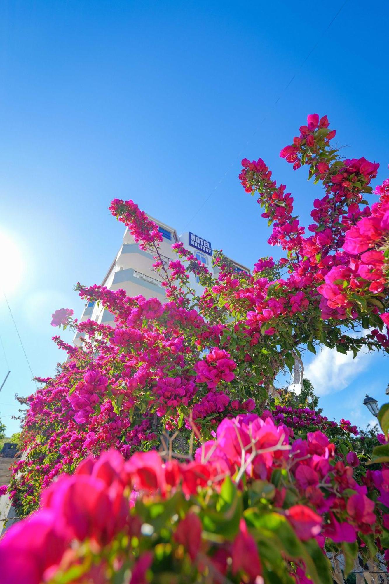 Hotel Holiday Sarande Luaran gambar