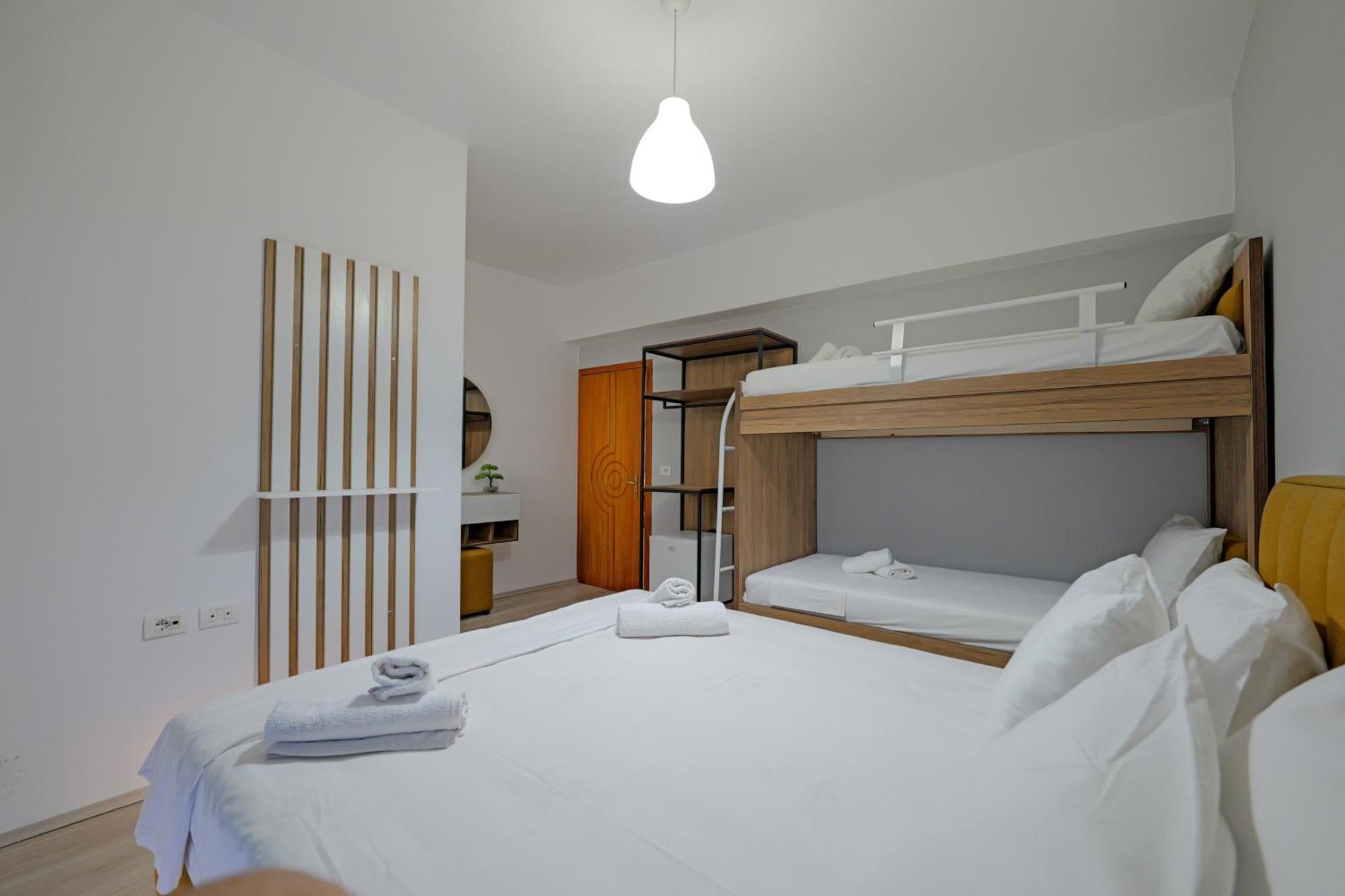 Hotel Holiday Sarande Luaran gambar
